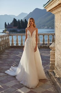 medium_All_about_love_Gianna2_ac546d7919.jpg