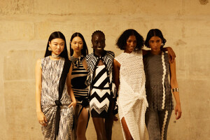 missoni-fsh-s23-035.thumb.jpeg.b6d1e9d0a4aa01f25d9e9ffd1d36740d.jpeg