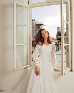 sari_tauber_191352999_1112772495900594_8221034340859791677_n.jpg