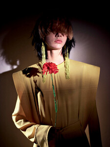 self-service-fw19_by_glen-luchford19.thumb.jpg.b349f4e69ea15cae05b009e437683da4.jpg