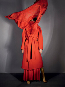 self-service-fw19_by_glen-luchford3.thumb.jpg.34f1df1c90e54792b6e17e102e7e79c8.jpg