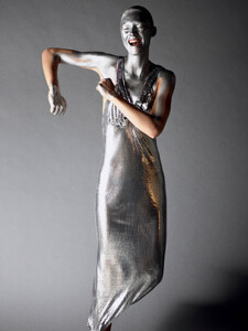 self-service-fw19_by_glen-luchford6.thumb.jpg.d0bdde53ee8c8e695f17dee22ad612eb.jpg