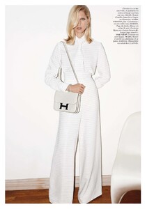 vogue-paris-11-2013_iselin-steiro_(9).thumb.jpg.aa91b94c7f0c1a2f8661fbc345158c9e.jpg
