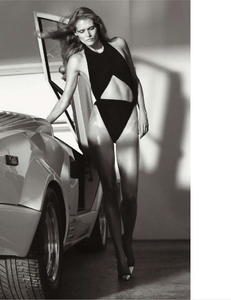 vogue-paris-2012-mai-199.thumb.png.7aef78f2305b05ed2cceee526c96ea5e.png