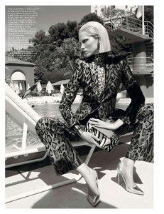 vogue-paris-2012-octobre-350.thumb.png.bf022b0da83b320ff9c65accf9dff28b.png