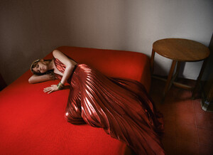vogue-uk-june-2015_freja-beha-erichsen-by-glen-luchford_(4).thumb.jpg.46fb9dd79b9739cc881cba24546d3467.jpg