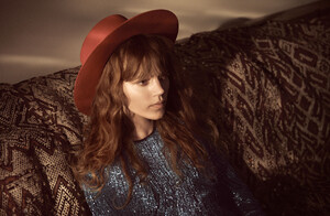 vogue-uk-june-2015_freja-beha-erichsen-by-glen-luchford_(9).thumb.jpg.ccd22efc382387a1eb90d602b4b10ebb.jpg