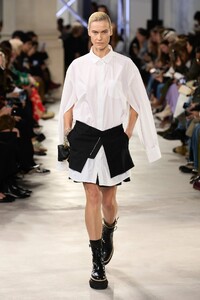 00005-sacai-spring-2023-ready-to.jpg