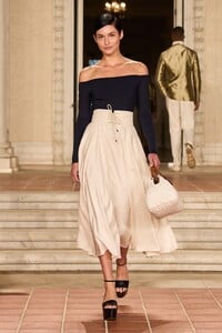 00051-ralph-lauren-spring-2023-ready-to-wear-credit-brand.jpg