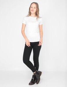 1126043184_2p.jpg