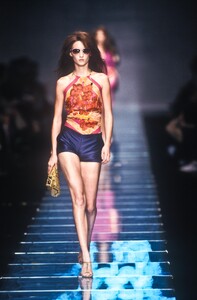 1406088598_Versace2000WomenRTW81.thumb.jpg.982262f841ecaf1953d5bef8059cd4e8.jpg