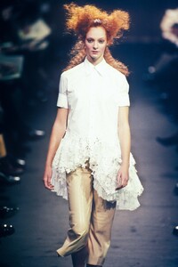 1413281043_JeanPaulGaultier1998HauteCouture2.thumb.jpg.e6bccb669e1ce5fae41408b5c7e87243.jpg