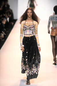 1443244536_AnnaSui1998WomenRTW37.thumb.jpg.d8faf7c0d98d40896c884a0fa33c90a0.jpg