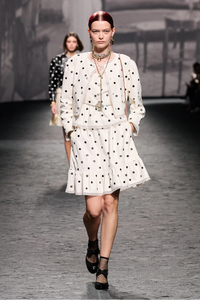 Louise Robert Chanel Spring 2023 RTW PFW 1.png