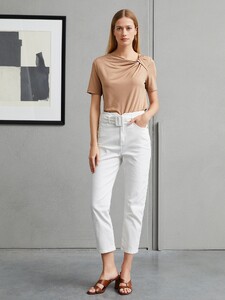 16461239860ac69ab066fce0321b6589455bcd3358.jpg