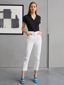 164632881747ab850e5bf79674a3d71f8b6cd748b8.jpg