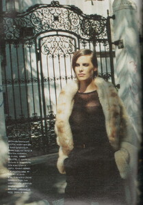 Grazia Italy 24 November 1995 (2).jpg