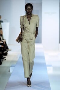 1840037569_oluchionweagbajs0011.thumb.jpg.eaf06d961a187d037f7f492a677b7544.jpg