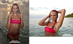 19571696_AnneV-SportsIllustratedSwimsuit2011Online18.thumb.jpg.b84051647aafe9d23cc8de95191b2f58.jpg