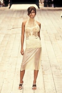 272955448_AlexanderMcQueen1999WomeAurelie.thumb.jpg.2d370784e944916cb357bacd2e75a879.jpg