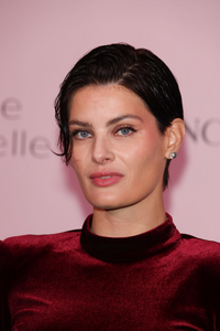 273710004_LaVieEstBelleCelebrationByLancome-Photocall-ParisFashionWeek1.png