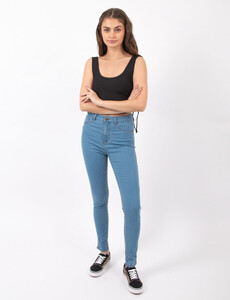 2CC488792-celeste.jpg
