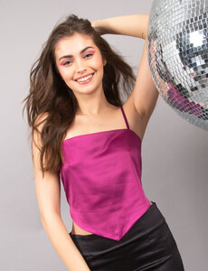 556130-magenta.jpg