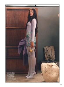 590677644_2022-11-01VogueParis__123.thumb.jpg.5bf41240ed12eb921b2dcad984ded776.jpg