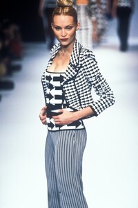 815327302_innazobovahl972-.thumb.jpg.94e195ef82195b1ca18d8f9debf128d5.jpg