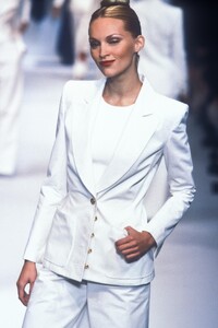 871306191_innazobovahl9725-.thumb.jpg.fc8dd79d49c356a2005a107cc0639920.jpg
