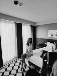 979422876_AniaMariaBilinska_RemiKozdraKasiaBaczulis(37)bts.thumb.jpg.8939bed536459244c2cacef2651f2fc4.jpg