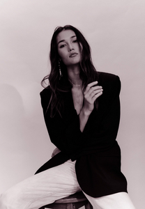 996345657_DUNYANAVABI-SupremeManagementParis_portfolio_8(1).thumb.jpg.d26d40dfe024f9635a68d0bbbcaeeadc.jpg
