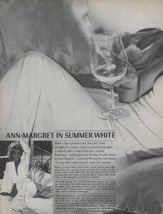 AM_von_Wangenheim_US_Vogue_May_1974_01.thumb.jpg.06629df3eb7fc005773dc60e1d75bb0a.jpg