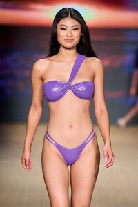 Abbys-by-Abby-S23-017.thumb.jpg.b74308c25122b1dc7bfde00f7fdce5b9.jpg