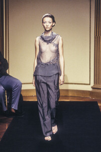 Alberta-Ferretti-SS-98-1.thumb.jpg.f7578517df29dfb45e24fd4057c4a607.jpg