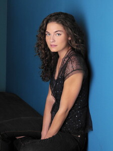 Alexa_Davalos_012.jpg