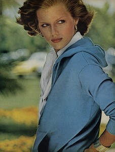 American_Elgort_US_Vogue_June_1976_02.thumb.jpg.135fd8a40b37cfc6f3c1310992bfa5f9.jpg