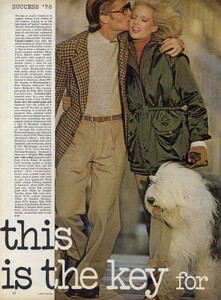 American_US_Vogue_July_1976_03.thumb.jpg.3deb4f1d322a2e7cd92bf5a7bf7120e1.jpg