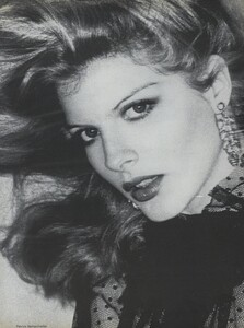Beauty_Demarchelier_US_Vogue_November_1977_02.thumb.jpg.a9a6ada3d29d9813d0fa66e3661248f9.jpg