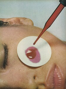 Beauty_Penn_US_Vogue_September_1977_02.thumb.jpg.f278ccfa8d7cb57887004552387cb77e.jpg