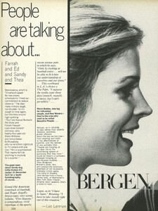 Benetti_US_Vogue_September_1977_01.thumb.jpg.acdad55541be27773de89299581ba7dc.jpg