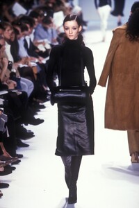 Celine-FW-99-1.thumb.jpg.7aba5a6be0de14d99f85b14562550ad6.jpg