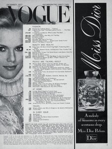 Demarchelier_US_Vogue_December_1977_Cover_Look.thumb.jpg.3907e27a7ad3cce4173ebba454d35348.jpg