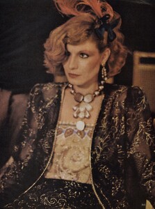 Elgort_US_Vogue_April_1979_16.thumb.jpg.f67ef2f983af9bed09e6adeb7288e9e5.jpg