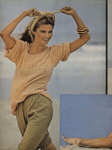 Elgort_US_Vogue_December_1977_01.thumb.jpg.c8cc4ed97be6f1afd51bd96445c6deab.jpg