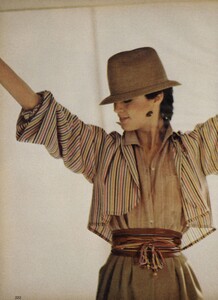 Elgort_US_Vogue_February_1979_03.thumb.jpg.4dadee3398e2eb9e1c3231d8deb4f129.jpg