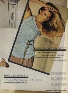 Elgort_US_Vogue_February_1979_06.thumb.jpg.83be484cc1f1bed6f73a0cd3e11832ae.jpg