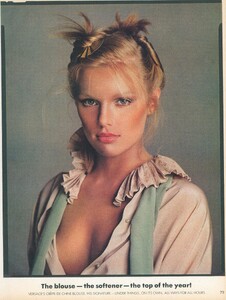 Fall_Avedon_US_Vogue_July_1977_02.thumb.jpg.140db97f3d2f8d386bd10580862e5174.jpg