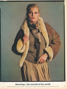 Fall_Avedon_US_Vogue_July_1977_04.thumb.jpg.94d1b59e058982868b4e779184d1c6c6.jpg