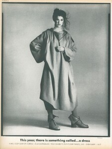 Fall_Avedon_US_Vogue_July_1977_07.thumb.jpg.22a7bc0230e7d5b8e55921a39ce93349.jpg